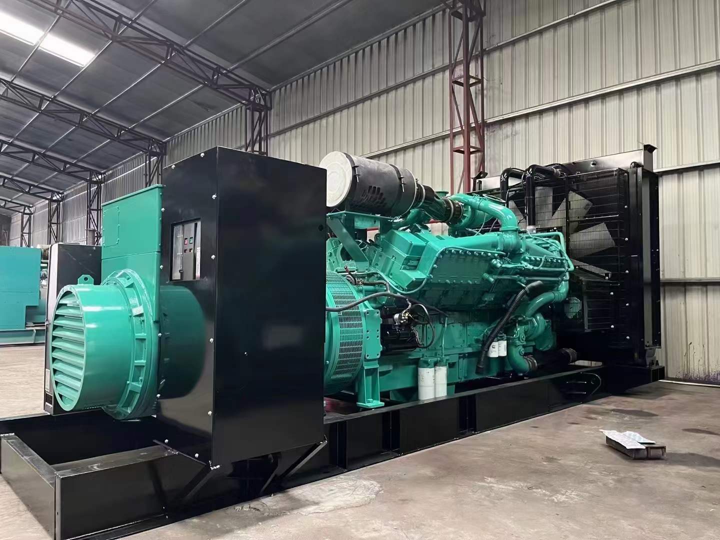 七台河如何降低 800kW 柴油发电机输出电流的波动？